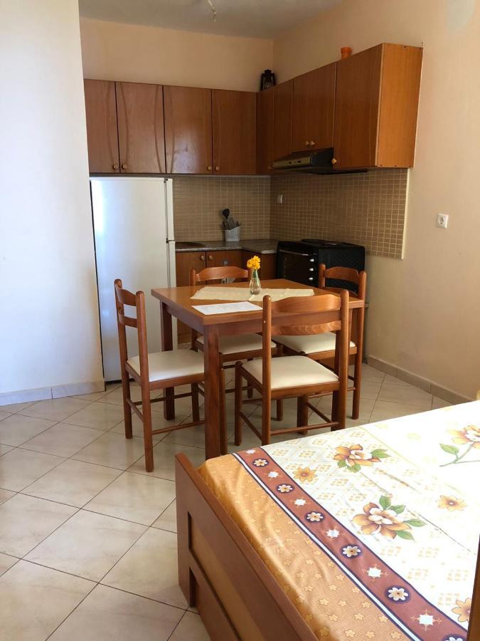 Simona'S House Apartment Lukovë Екстериор снимка