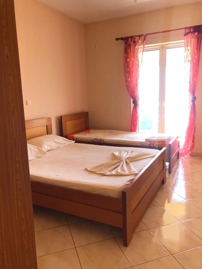 Simona'S House Apartment Lukovë Екстериор снимка